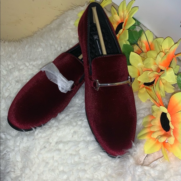 Harrow Red Velvet - Picture 2 of 2